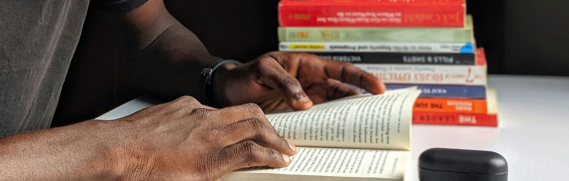 9 Books to Elevate Your Product Marketing Skills in 2024
